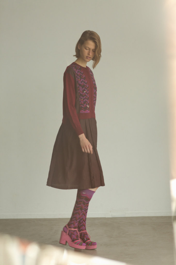 DRESS: NF134-702 PURPLE / SOCKS: AM-702HS PURPLE