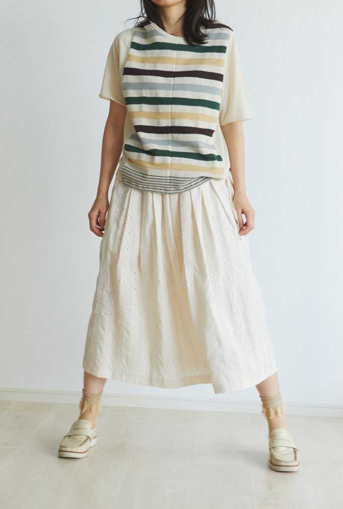 Knit Pull-Over: NF146-199 Beige, Skirt: ES128 Ivory, Socks AS-177A Beige