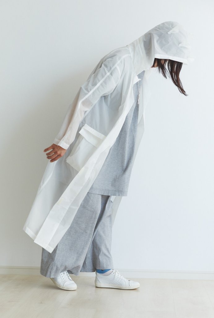Coat: VN15C White, T-shirt: KNT218A M.Grey, Pants: KP219A M.Grey, Socks: ANP-64AS White