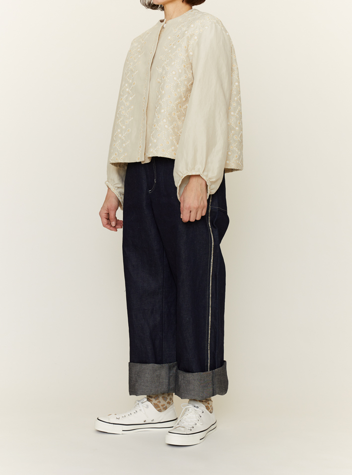 Jacket: EJ143 Ivory, Pants: GP1C Indigo, Socks: AM-743 Ivory