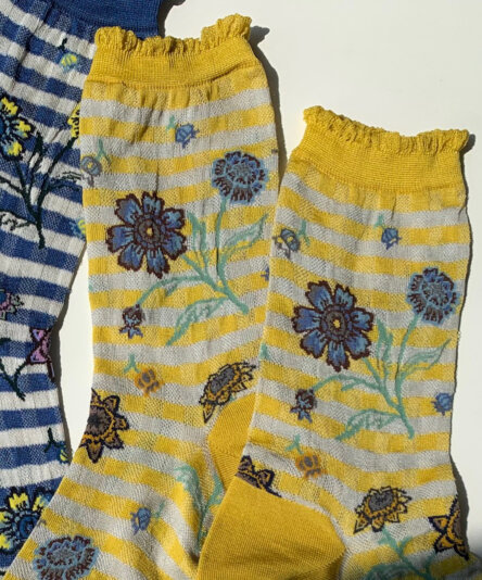 FLOWER ON CHECK SOCKS (YELLOW)