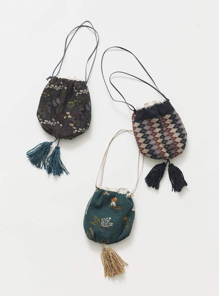 From Left Top Clockwise_BAG50A-754: Dark Brown, BAG50A-94A: Black, BAG50A-753: Green