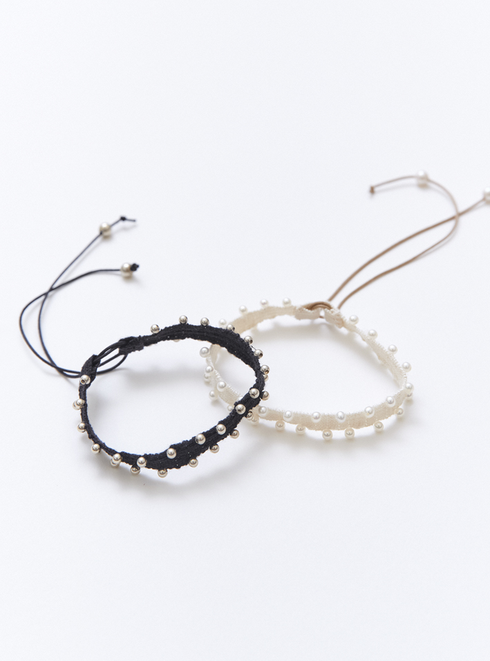 AC137A: Silver-Black, Pearl-Ivory