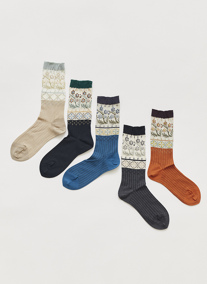 AM-770: Beige, Black, Blue, Charcoal, Orange