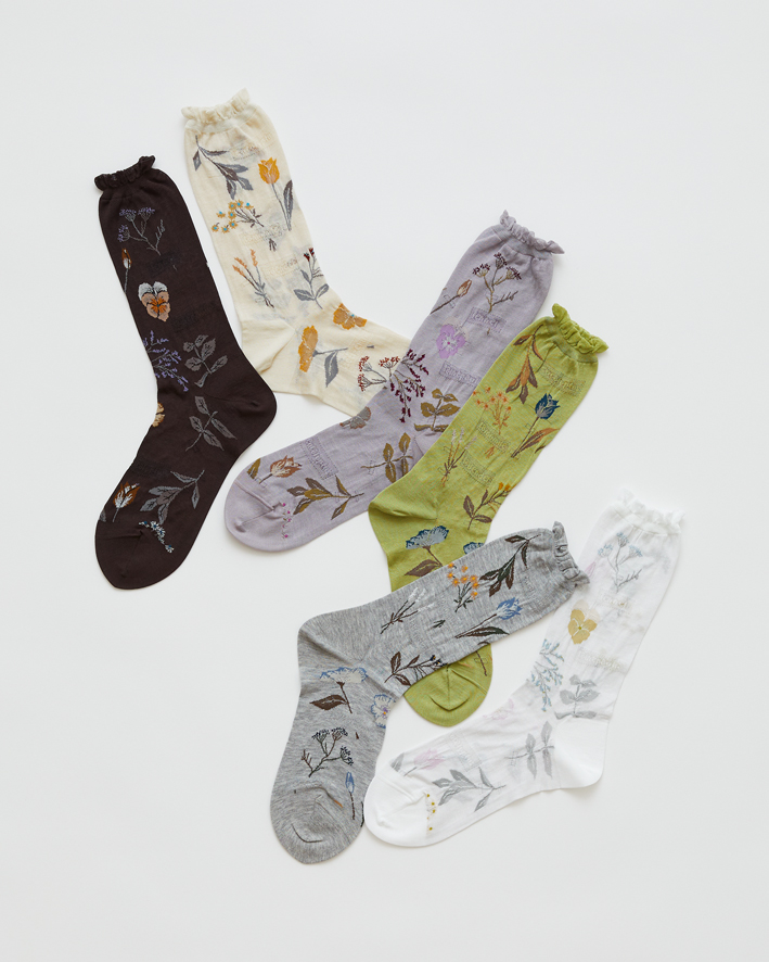 AM-779: Brown, Ivory, Lavender, Light Green, Mix Grey, White