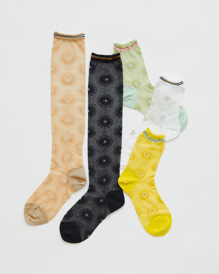 AM-786, AM-786HS: Beige, Black, Mint, White, Yellow