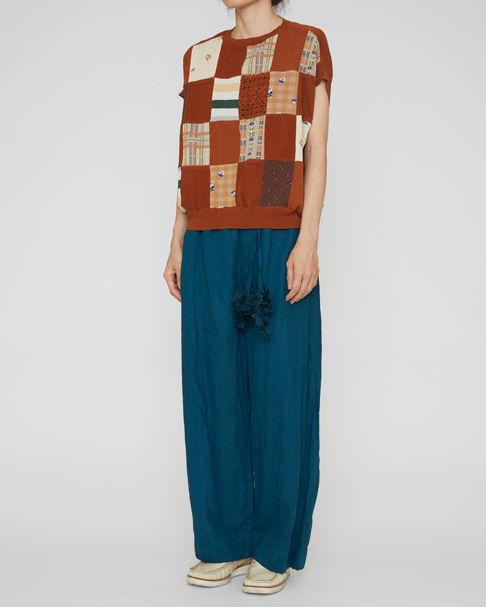 Knit Pull-Over: FK146 Brown, Pants: WP166 Turquoise