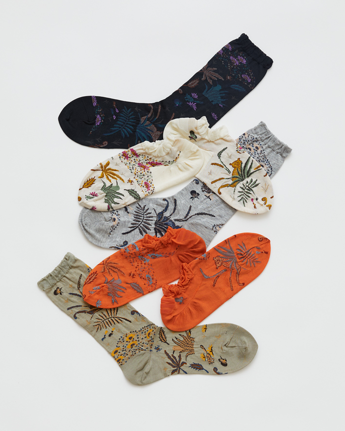 AM-782, AM-782S: Black, Ivory, Mix grey, Orange, Sage