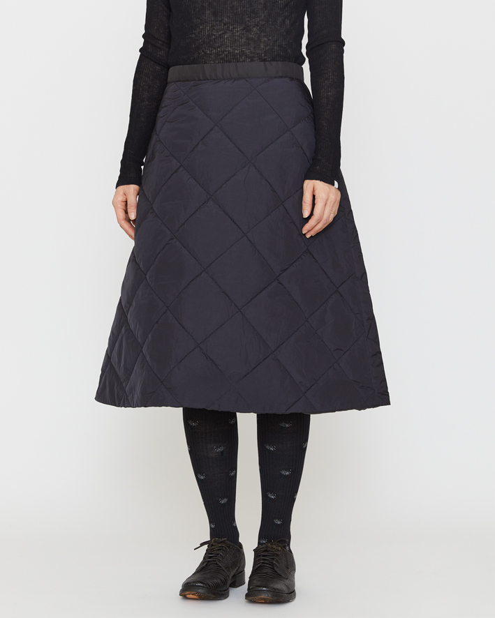 Skirt: VS106 Black, Knitted Pullover: FC437 Black, Tights: KT-172 Black