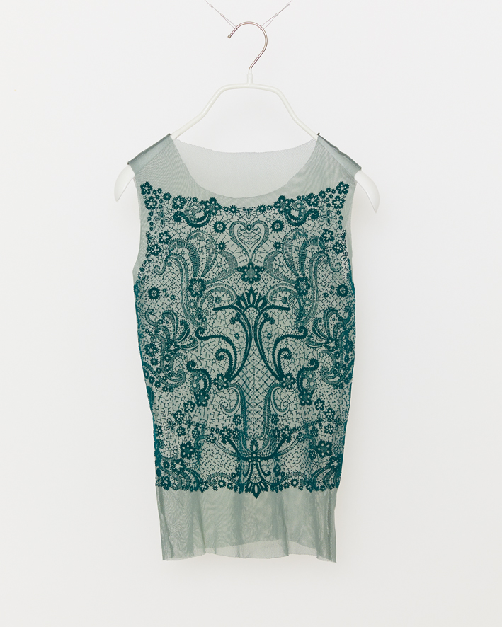 MT94O-F53: Sage*Dark Green