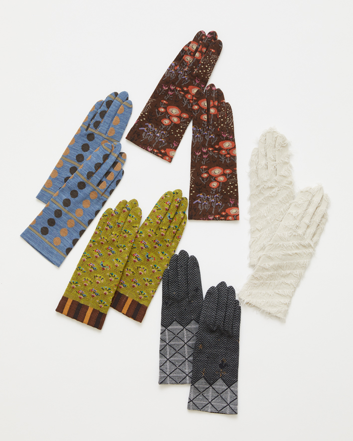 From top (clockwise) NG1-789: Brown, NG1-223: Ivory, NG1-793: Black, NG1-501A: Light Green, NG1-238A: Light Blue