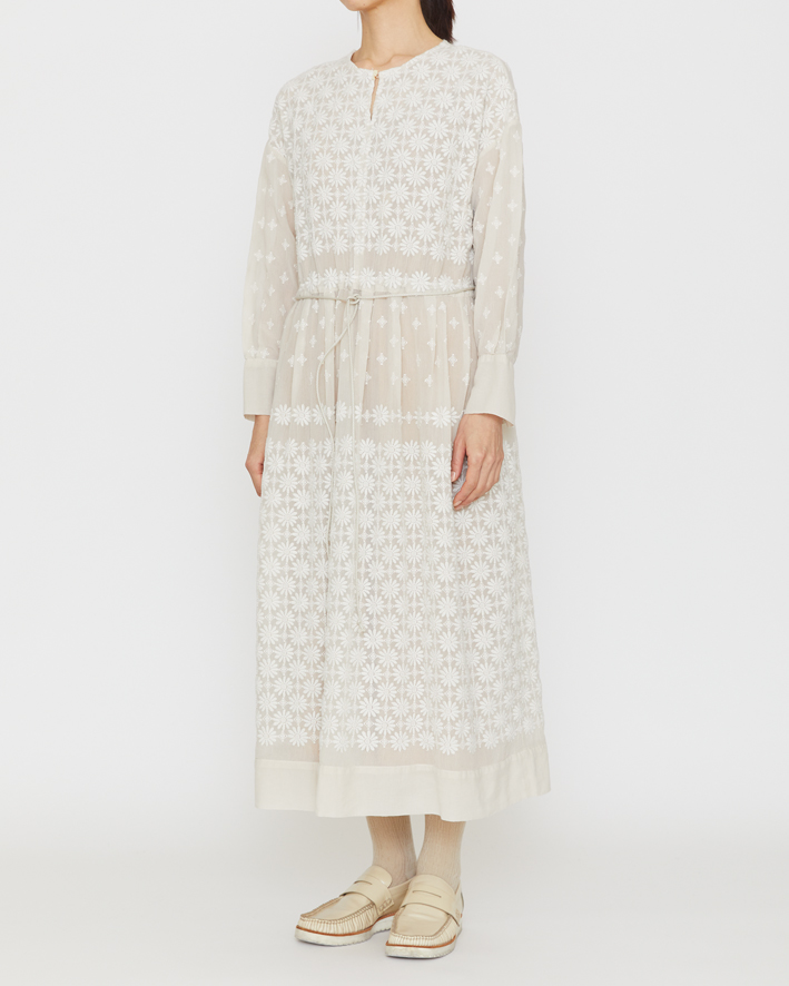 Dress: DED9 Ivory, Socks: ANP-126 Ivory