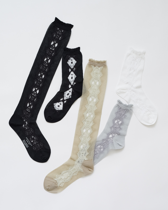 AM-796, AM-796HS: Black, Black*White, Gold, Silver, White