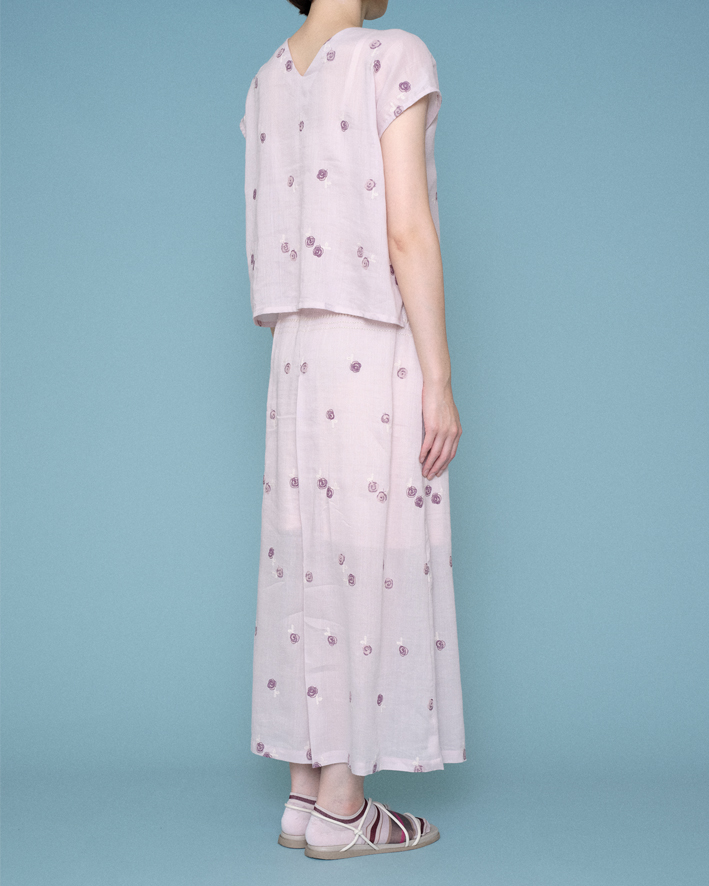 Tops: ET226 Light Pink, Culottes: ES228 Light Pink, Socks: AM-799S Light Pink