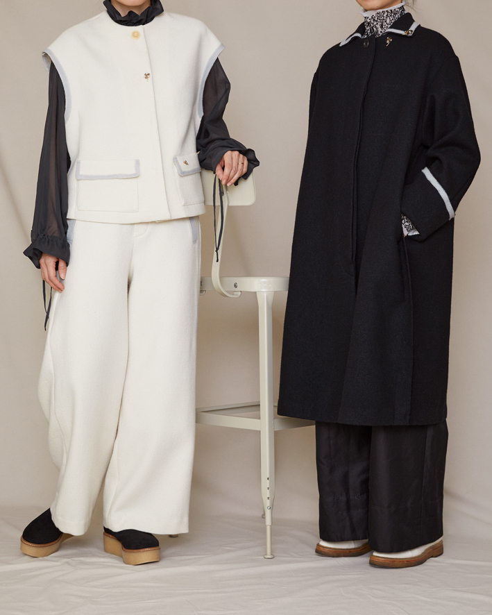 Left Vest: WV180 Ivory, Blouse: LB108 Charcoal, Trousers: WP182 Ivory, Brooch: AC95A-25A Grey*Brown, AC96S-25A Crystal*Grey, Right Coat: WC183 Black, Inner: MT117D-F78 White*Black, Trousers: WP178 Black*Navy, Brooch: AC95-25A Black*Grey, Crystal*Grey