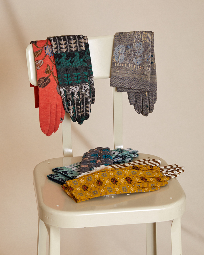 From top left: NG1L-805 Coral, NG1L-810 Black, NG1L-808 Mix Grey, NG1-807 Mustard, NG1-230 Beige, NG8G-807 Mix Grey, NG1-810 Navy