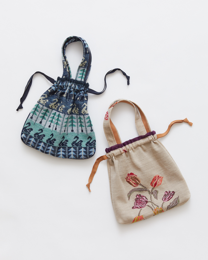 BAG56-810: Navy, BAG56-805: Beige