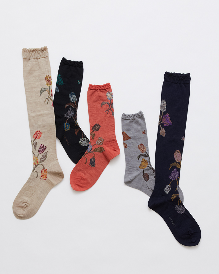 AM-805, AM-805HS: Beige, Black, Coral, Grey, Navy