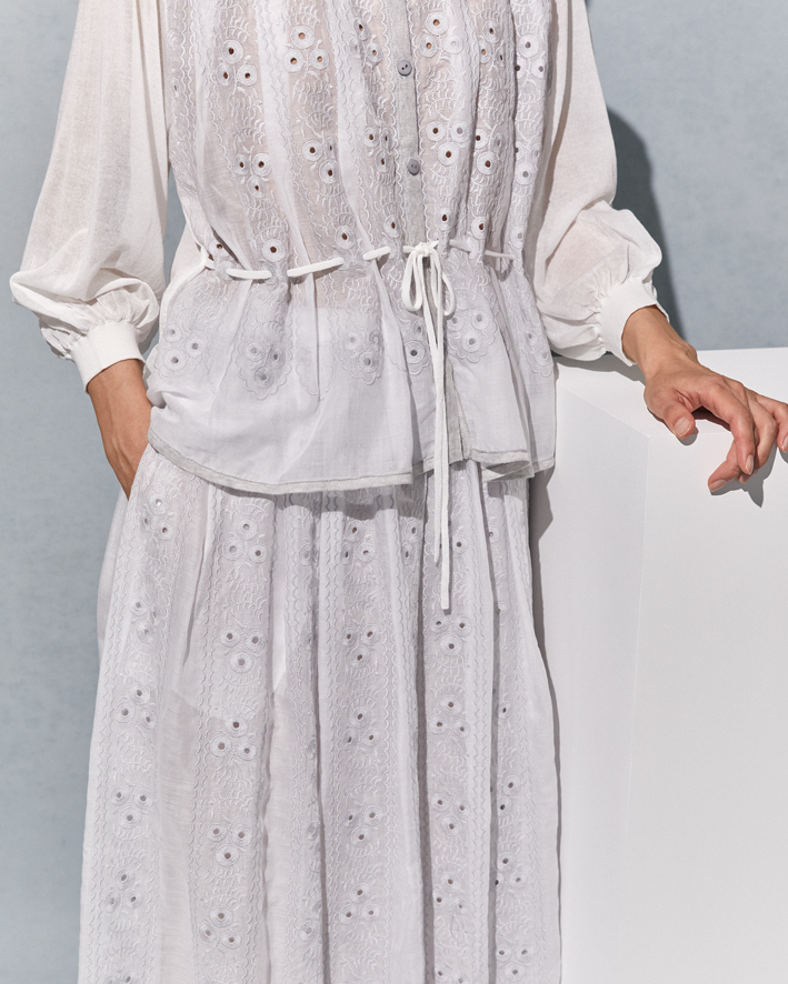 Knitted Cardigan: VE213 White, Skirt: ES258 White