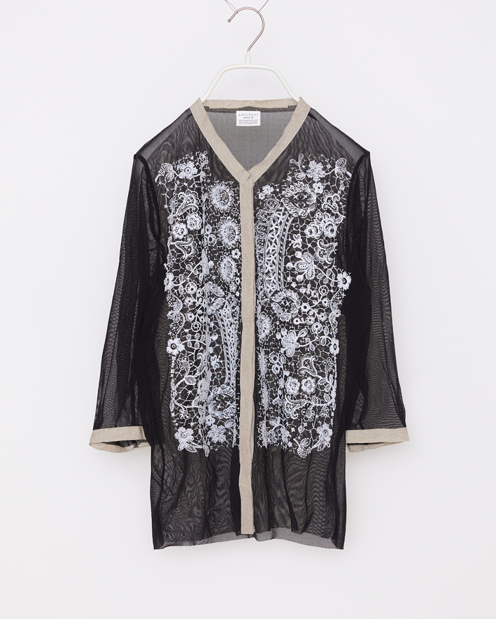 MT105L-F63: Black*White