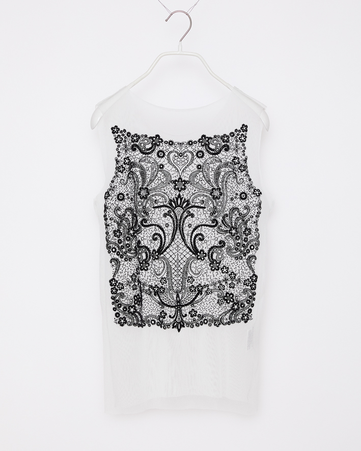 MT94R-F53: White*Black