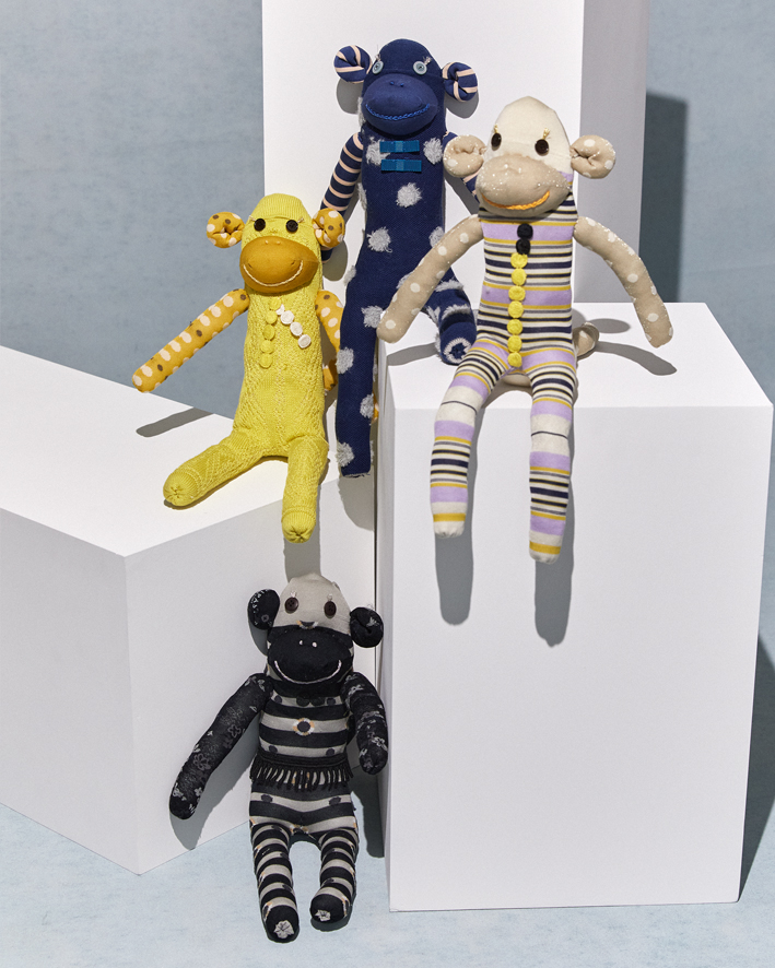 SA2L Blue Mix, Ivory Mix, Black, Mix, Yellow Mix (one-of-a-kind)