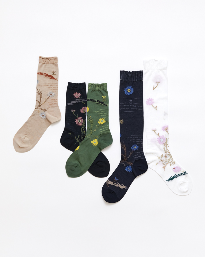 AM-816, AM-816HS: Beige, Black, Green, Navy, White