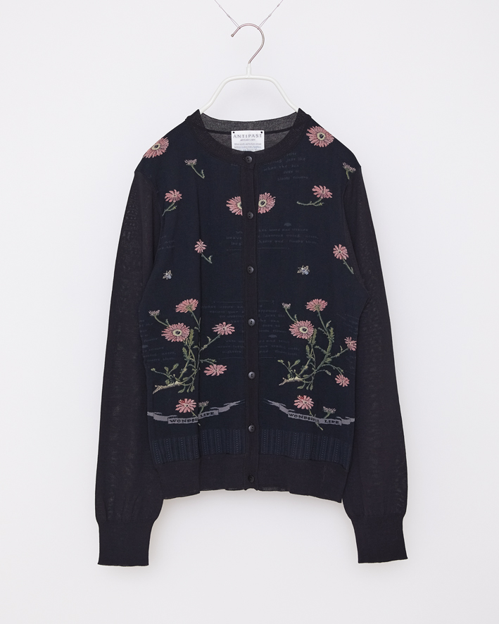 NF104-816: Black*Black