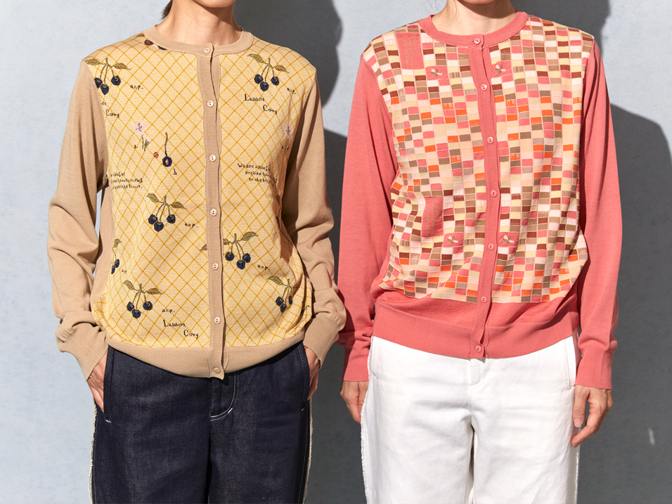 Left Cardigan: NF104-818 Yellow*Beige, Trousers: GP1L Indigo, Right Cardigan: NF104-811 Coral*Coral, Trousers: GP1L White