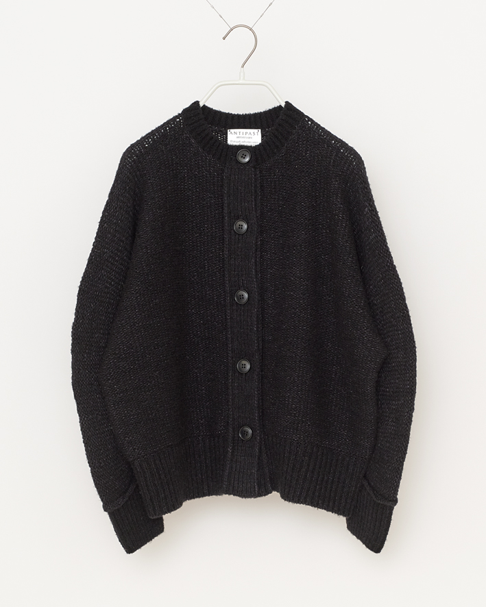 SO321: Black