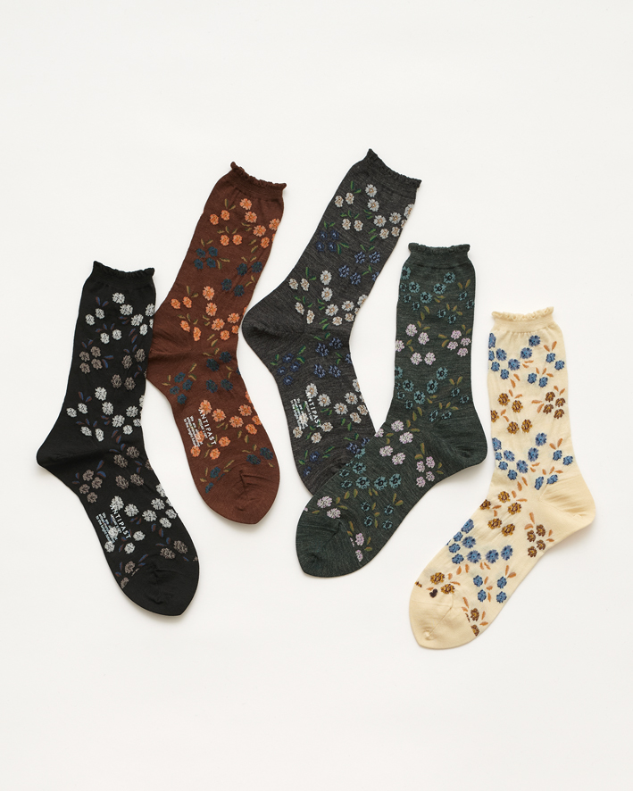 AM-825: Black, Brown, Charcoal, Green, Ivory