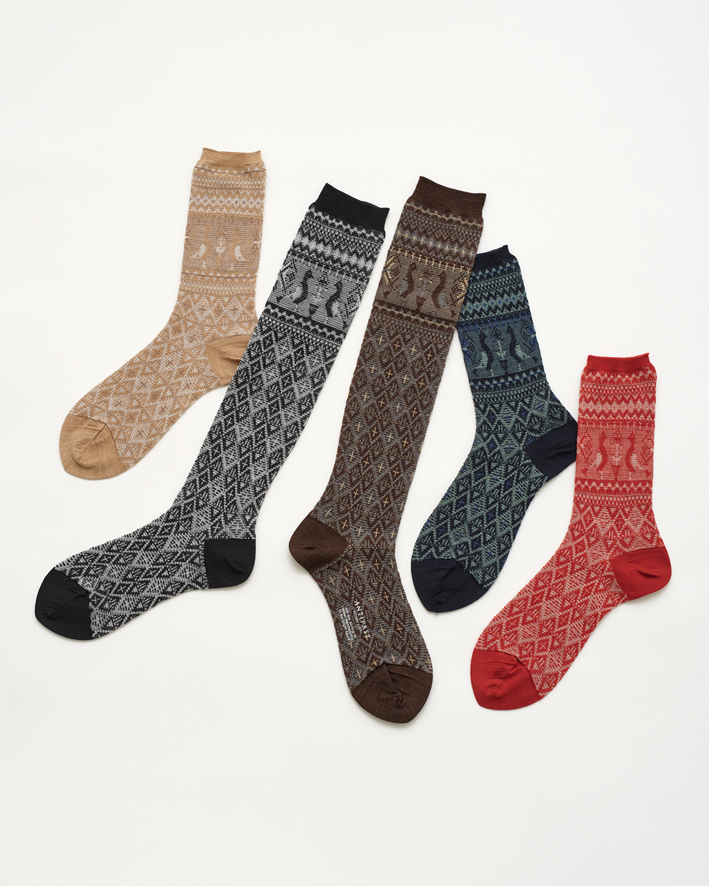 AM-740A, AM-740AHS: Beige, Black, Brown, Navy, Red