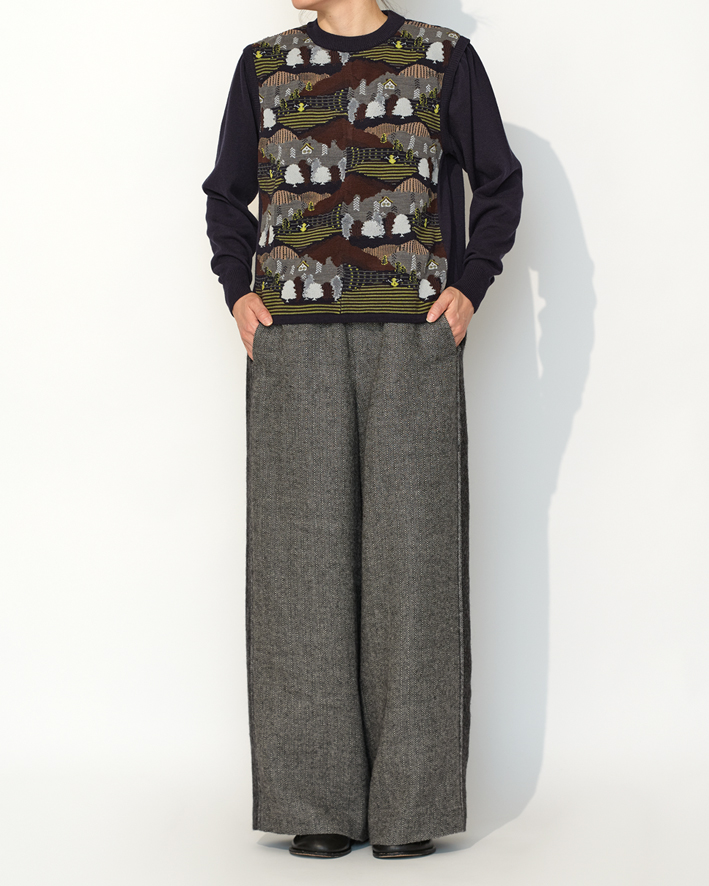 Cardigan: NF160-234 Navy*Navy, Trousers: WP190 Grey