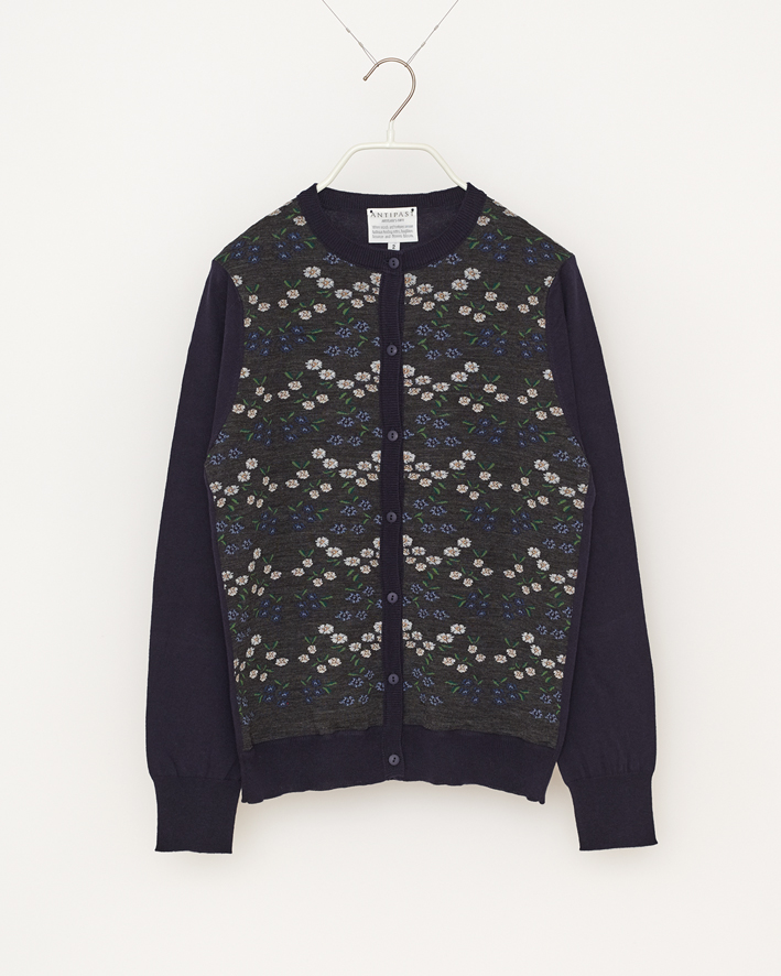NF104-825: Charcoal*Navy