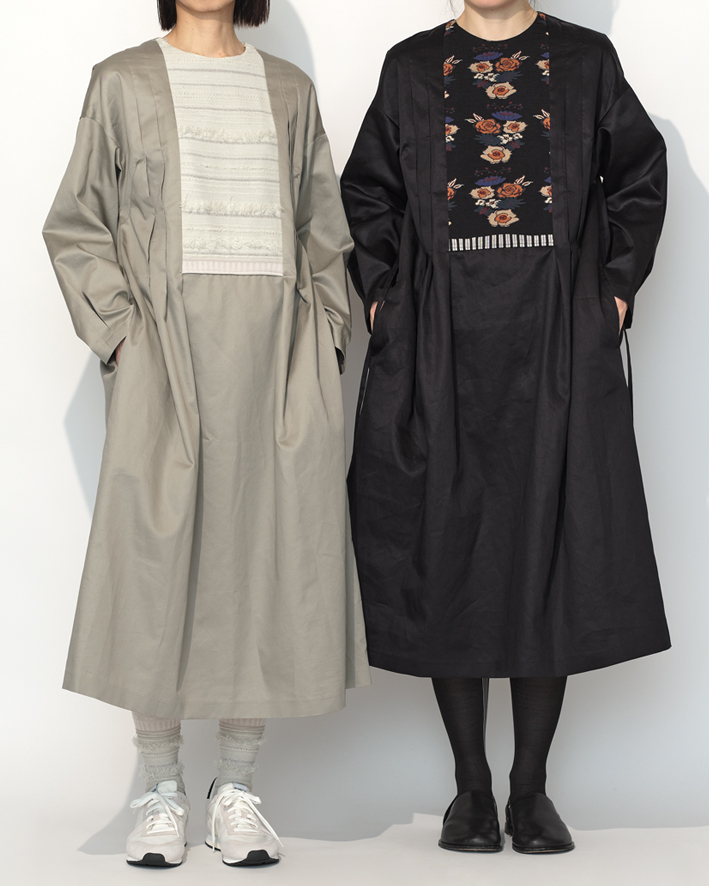 Left Dress: NOP207-82A Low White*Light Grey, Socks: AS-82A Low White, Right Dress: NOP207-548A Black*Black, Socks: KT-142QHS Black