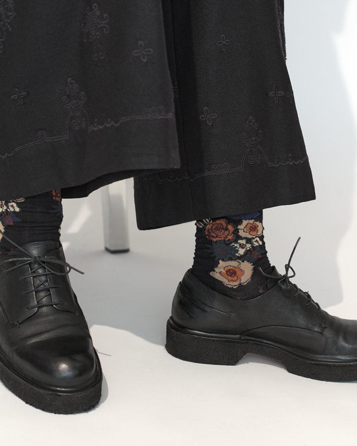 AM-548A: Black